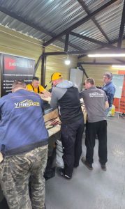 Кровельщики Уникдом. Отрабатываем нюансы работы с фальцем